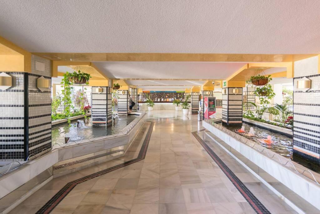 Sol Apartment - C&G Benal Beach Benalmádena Kültér fotó