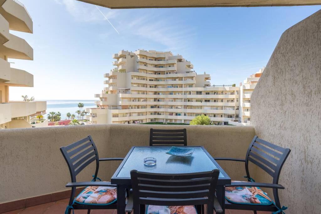 Sol Apartment - C&G Benal Beach Benalmádena Kültér fotó
