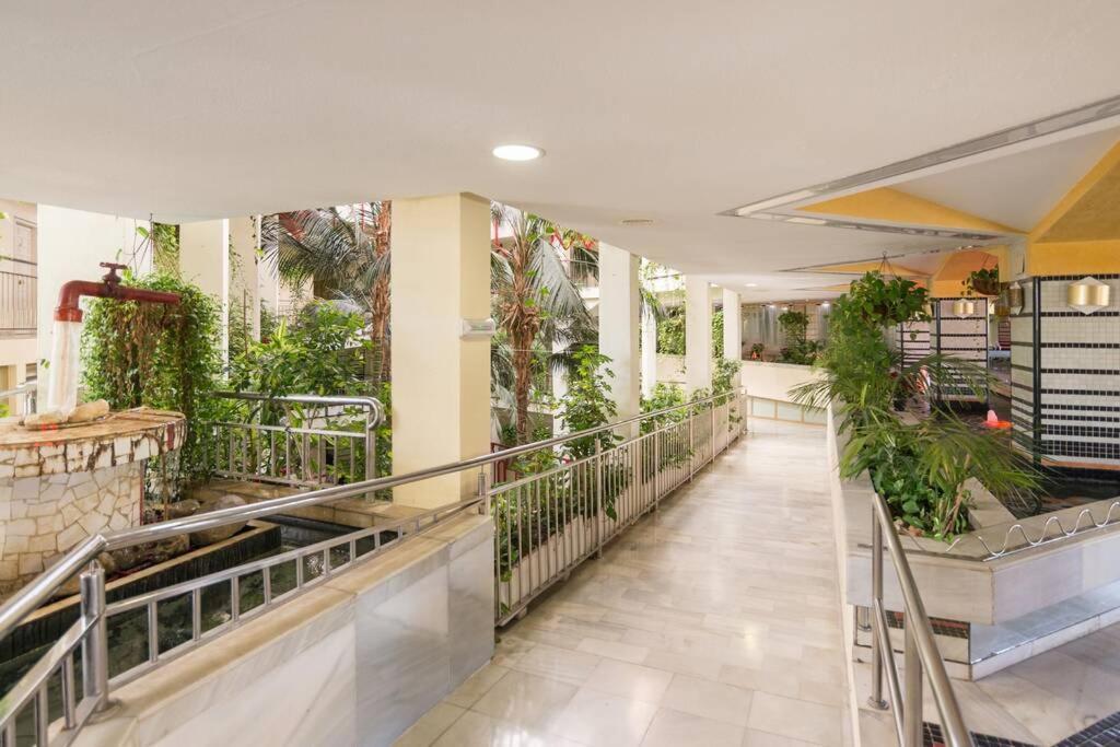 Sol Apartment - C&G Benal Beach Benalmádena Kültér fotó