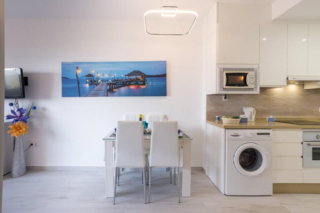 Sol Apartment - C&G Benal Beach Benalmádena Kültér fotó