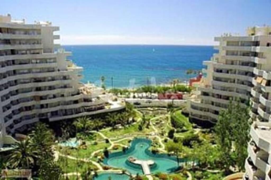Sol Apartment - C&G Benal Beach Benalmádena Kültér fotó