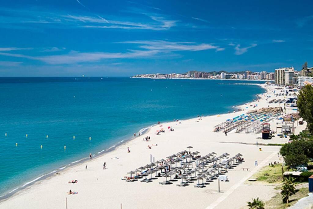 Sol Apartment - C&G Benal Beach Benalmádena Kültér fotó
